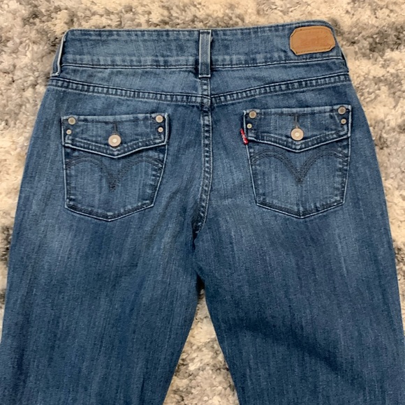 Levi’s Bootcut Jeans - Picture 5 of 7